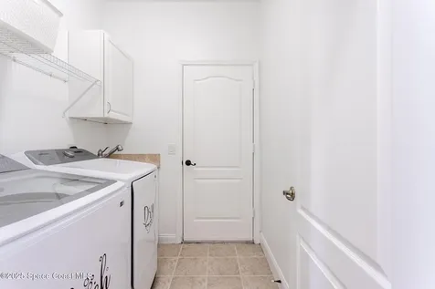 1472 Hemingway Boulevard Rockledge FL 32955