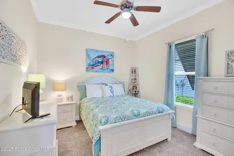7201 E Village Square Vero Beach FL 32966