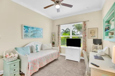 7201 E Village Square Vero Beach FL 32966