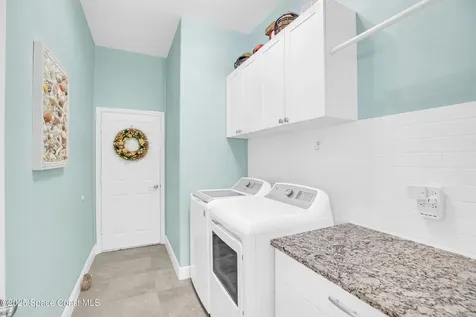 7201 E Village Square Vero Beach FL 32966