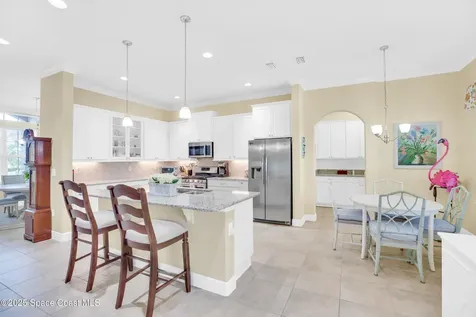 7201 E Village Square Vero Beach FL 32966