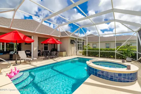 7201 E Village Square Vero Beach FL 32966