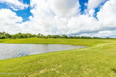7201 E Village Square Vero Beach FL 32966