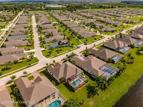 7201 E Village Square Vero Beach FL 32966