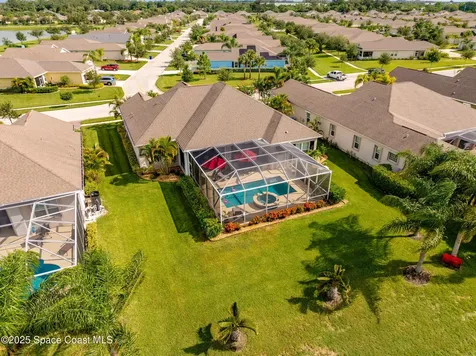 7201 E Village Square Vero Beach FL 32966