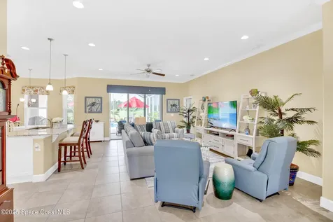 7201 E Village Square Vero Beach FL 32966