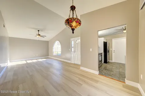 4124 Twin Oaks Boulevard Melbourne FL 32901