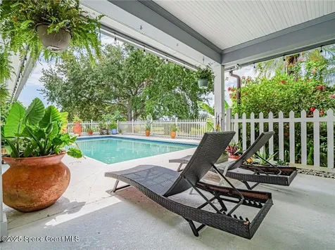 2945 70th Place Vero Beach FL 32967