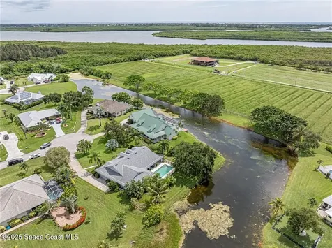 2945 70th Place Vero Beach FL 32967
