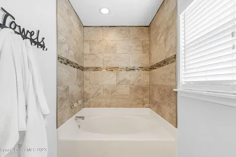 753 Isle Royale Avenue NW Palm Bay FL 32907