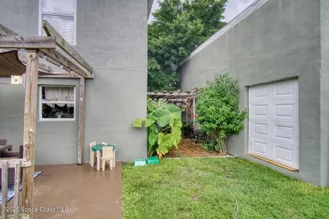 753 Isle Royale Avenue NW Palm Bay FL 32907