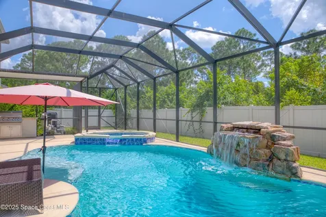 632 Stonebriar Drive SE Palm Bay FL 32909