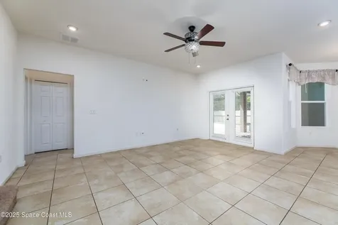 632 Stonebriar Drive SE Palm Bay FL 32909