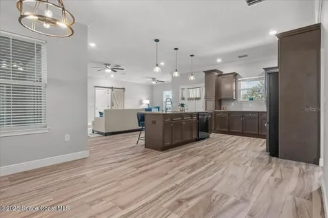 18704 Northcliff Street Orlando FL 32833
