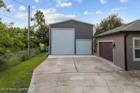 18704 Northcliff Street Orlando FL 32833