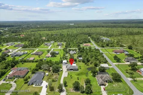 18704 Northcliff Street Orlando FL 32833