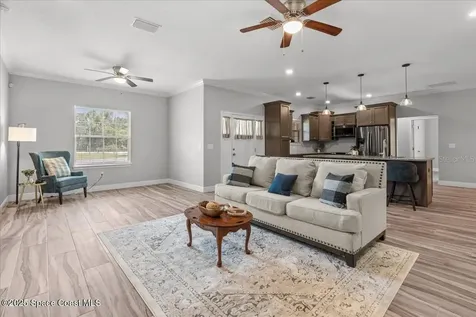 18704 Northcliff Street Orlando FL 32833
