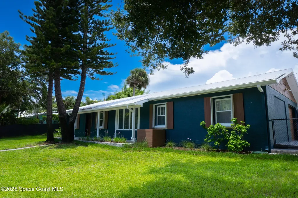 1712 Pineapple Avenue Melbourne FL 32935