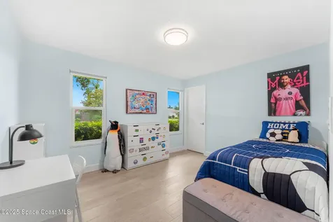 33 Yawl Drive Cocoa Beach FL 32931