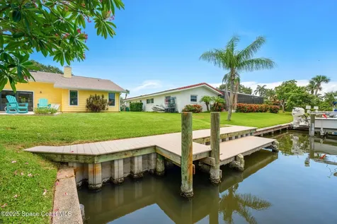 33 Yawl Drive Cocoa Beach FL 32931