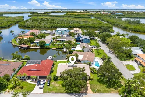 33 Yawl Drive Cocoa Beach FL 32931