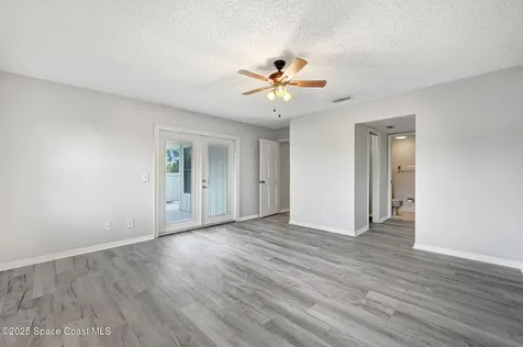 1935 Dipol Courtway Titusville FL 32780
