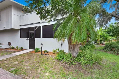 1935 Dipol Courtway Titusville FL 32780