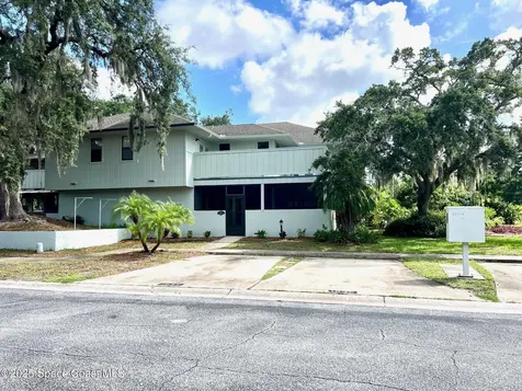 1935 Dipol Courtway Titusville FL 32780