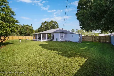 550 Barber Street SE Palm Bay FL 32909