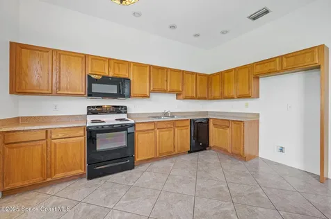 2705 Village Lane Titusville FL 32780