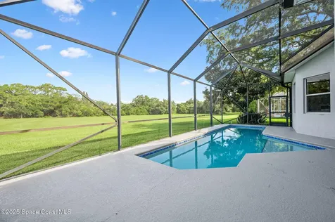 2705 Village Lane Titusville FL 32780