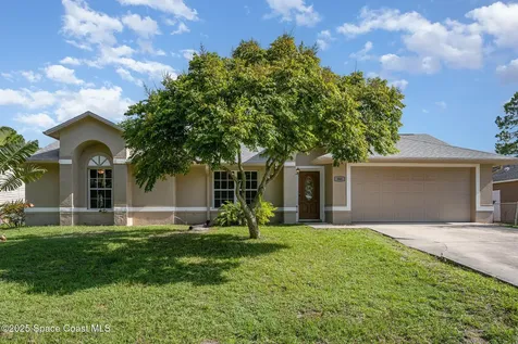 866 Lynbrook Street NW Palm Bay FL 32907