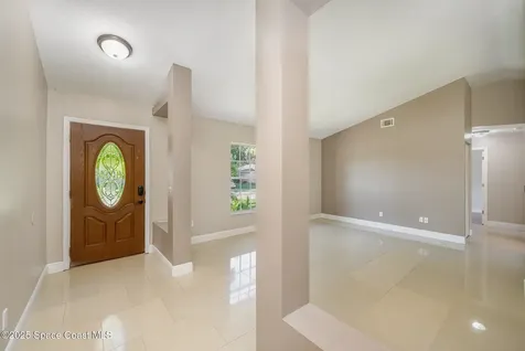 866 Lynbrook Street NW Palm Bay FL 32907