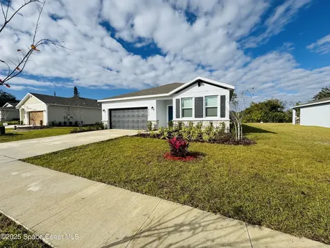 4090 Heath Place Titusville FL 32796