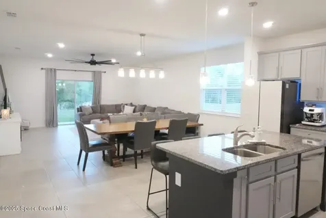 4090 Heath Place Titusville FL 32796