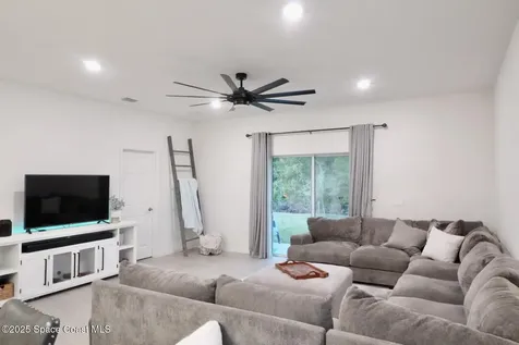 4090 Heath Place Titusville FL 32796