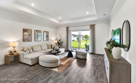 853 Antibes Court NW Palm Bay FL 32907
