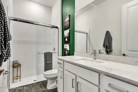 853 Antibes Court NW Palm Bay FL 32907