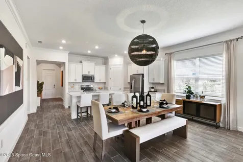 853 Antibes Court NW Palm Bay FL 32907