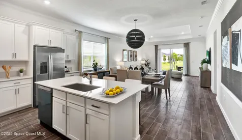 853 Antibes Court NW Palm Bay FL 32907