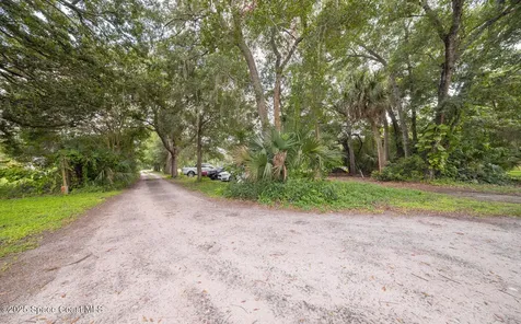 3566 S Park Avenue Titusville FL 32780