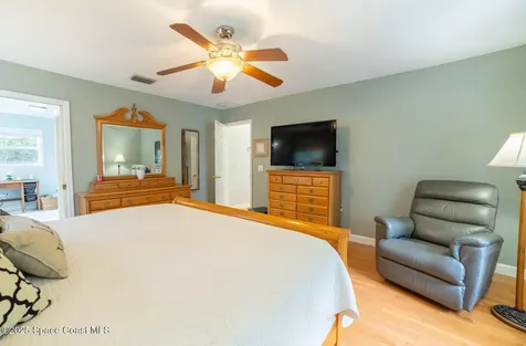 3566 S Park Avenue Titusville FL 32780