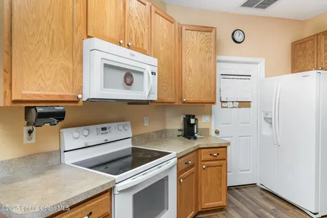 533 Holmes Avenue NW Palm Bay FL 32907