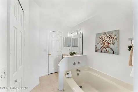 1560 Vista Lake Circle Melbourne FL 32904