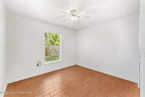 1560 Vista Lake Circle Melbourne FL 32904