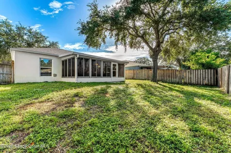 1560 Vista Lake Circle Melbourne FL 32904