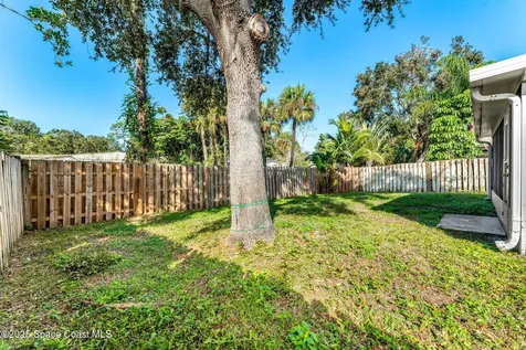 1560 Vista Lake Circle Melbourne FL 32904