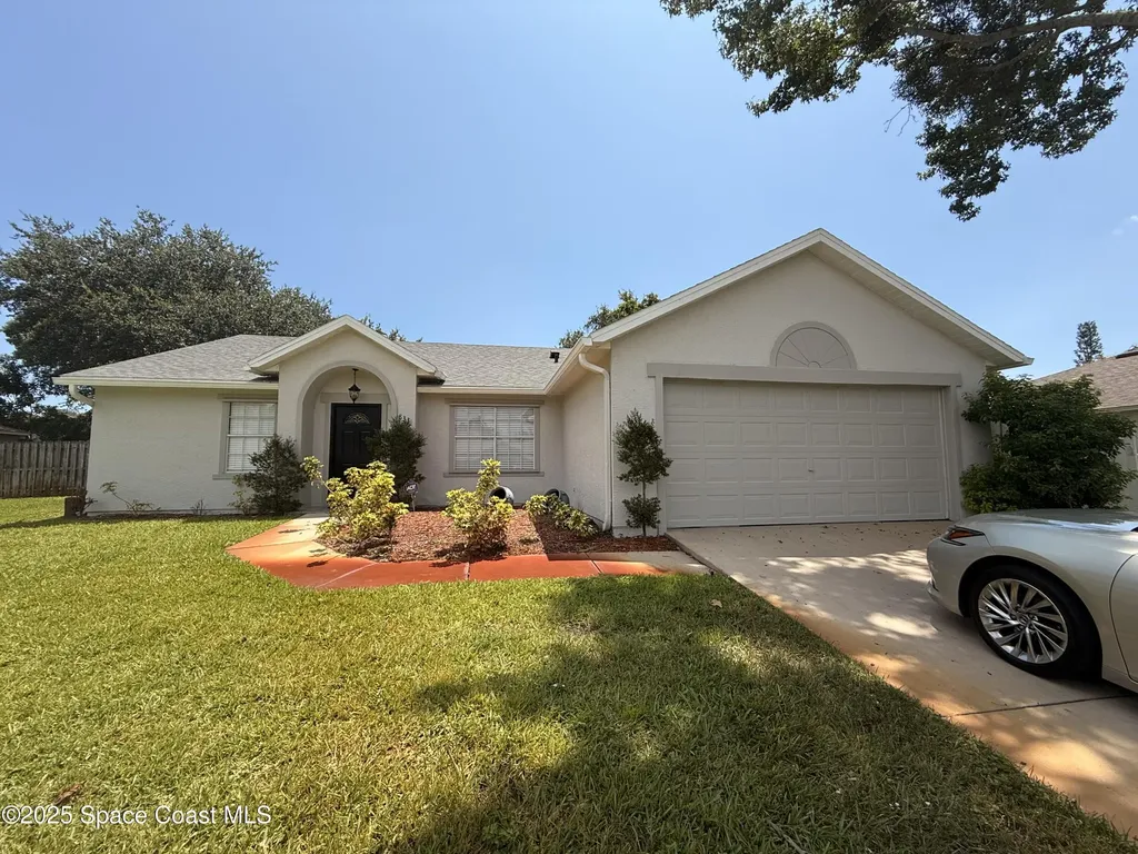 833 Crestwood Avenue Titusville FL 32796