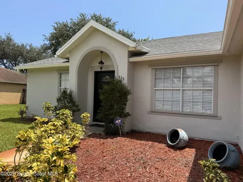 833 Crestwood Avenue Titusville FL 32796