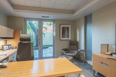 2015 Waverly Place Melbourne FL 32901